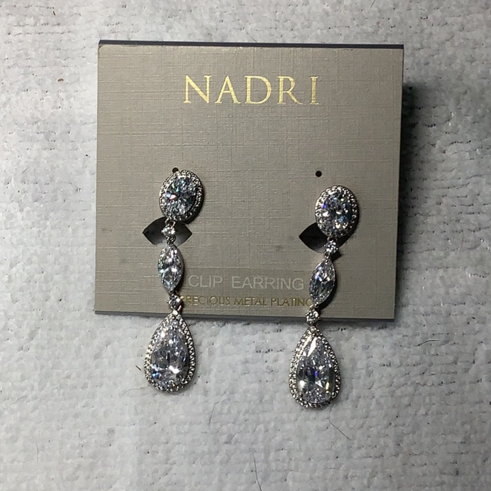 New never worn Nadri clip earrings